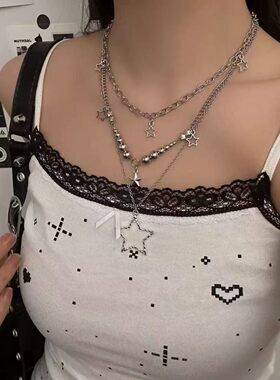 复古辣妹风颈链吊坠项链套装风小众吊坠三金属锁骨链