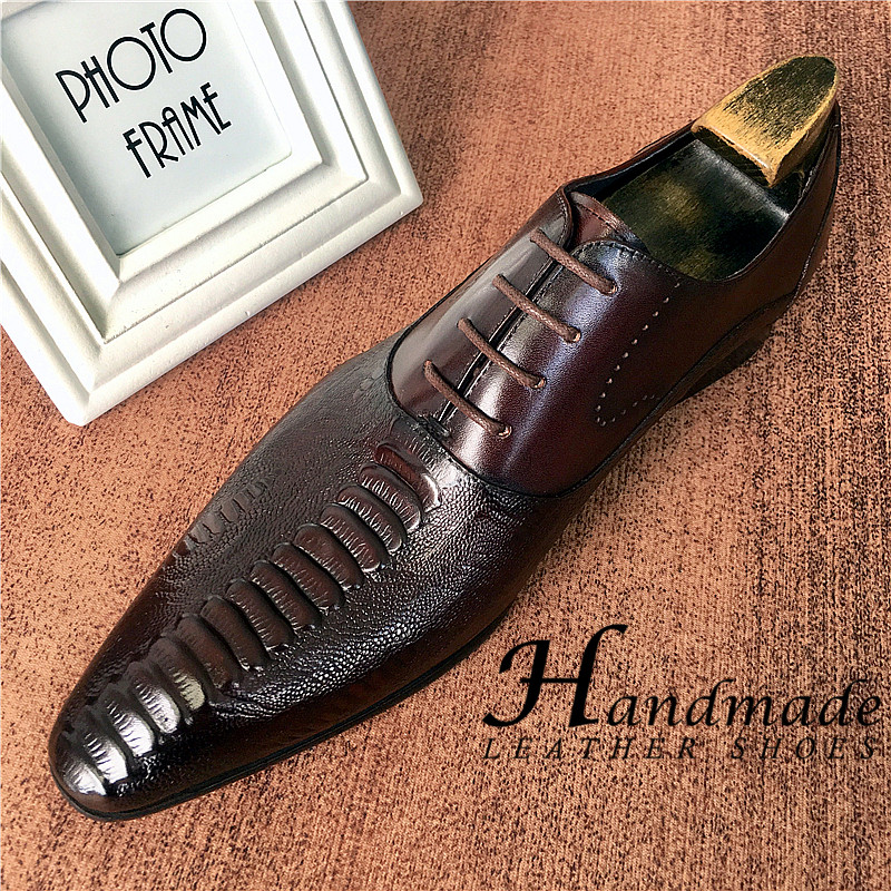 新款真皮鳄鱼纹压花时尚尖头皮鞋男青年潮流发型师鞋个性西装鞋子