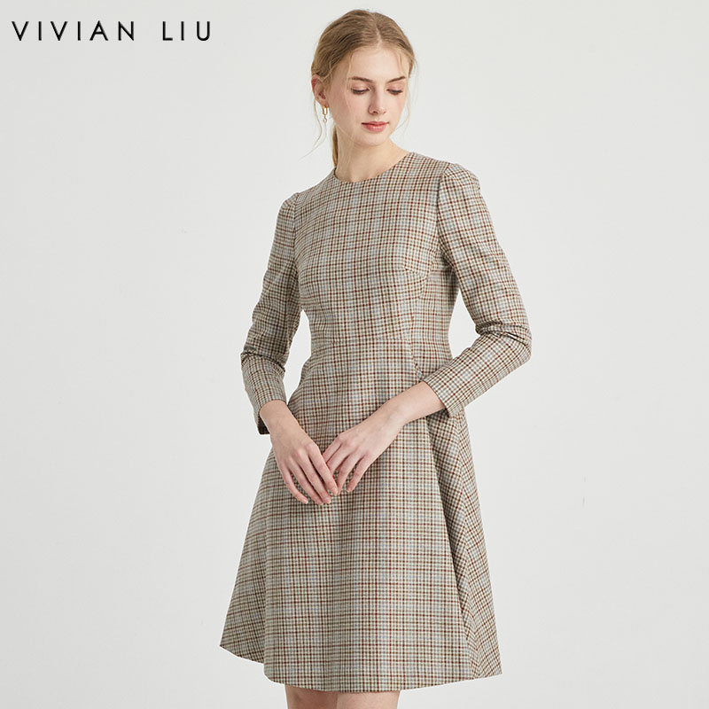 VIVIAN LIU薇薇安刘TZ2414102梅春女装新款圆领长袖收腰连衣裙
