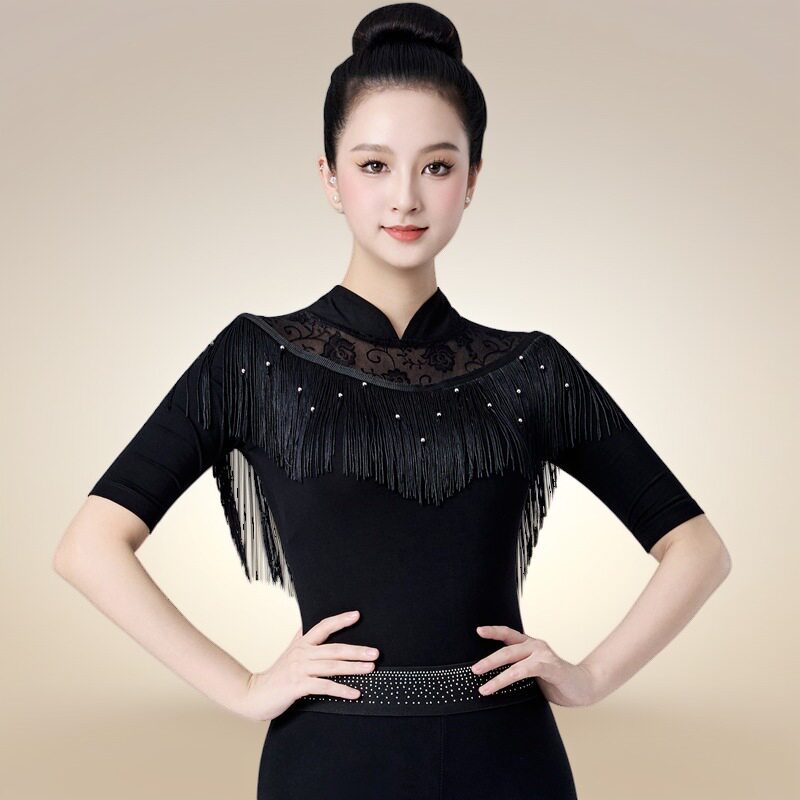 高端现代舞女拉丁流苏上衣走秀