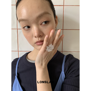 个性 2025ss白色雾面花朵可开口戒指时尚 食指戒 ACC LONSLAN