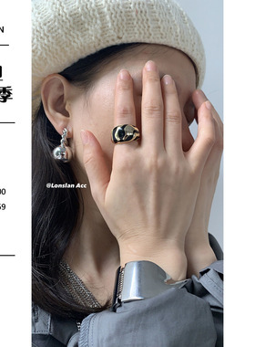 LonslanAcc金色拼黑纹理戒指