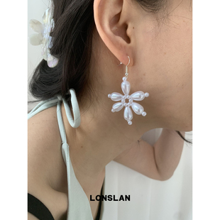 设计感白色雪花不规则耳环温柔百搭耳饰 2025ss LONSLAN ACC