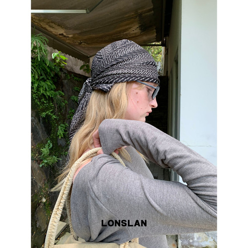 LONSLAN ACC 26秋冬小众印花秋冬黑色头巾绑带三角巾