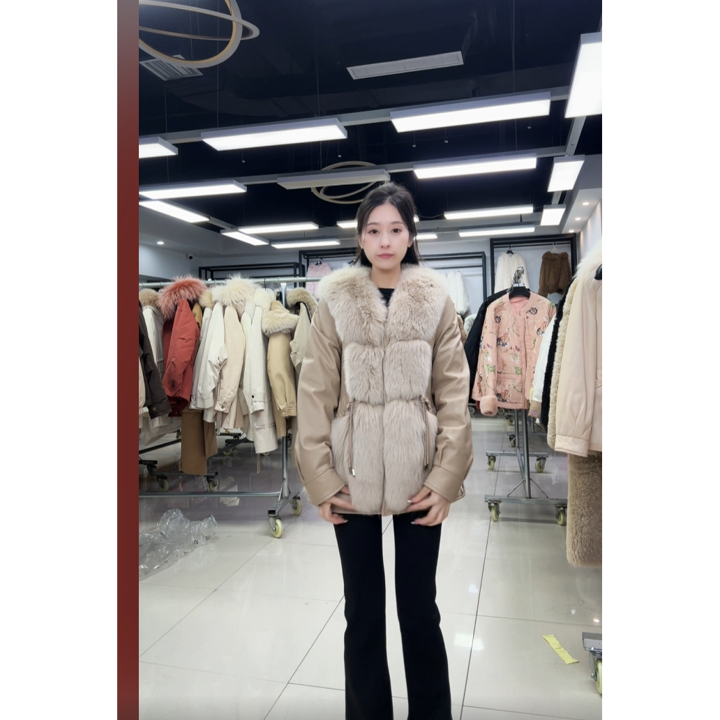 1202芬达  78号 bu退换价格 799 衣长