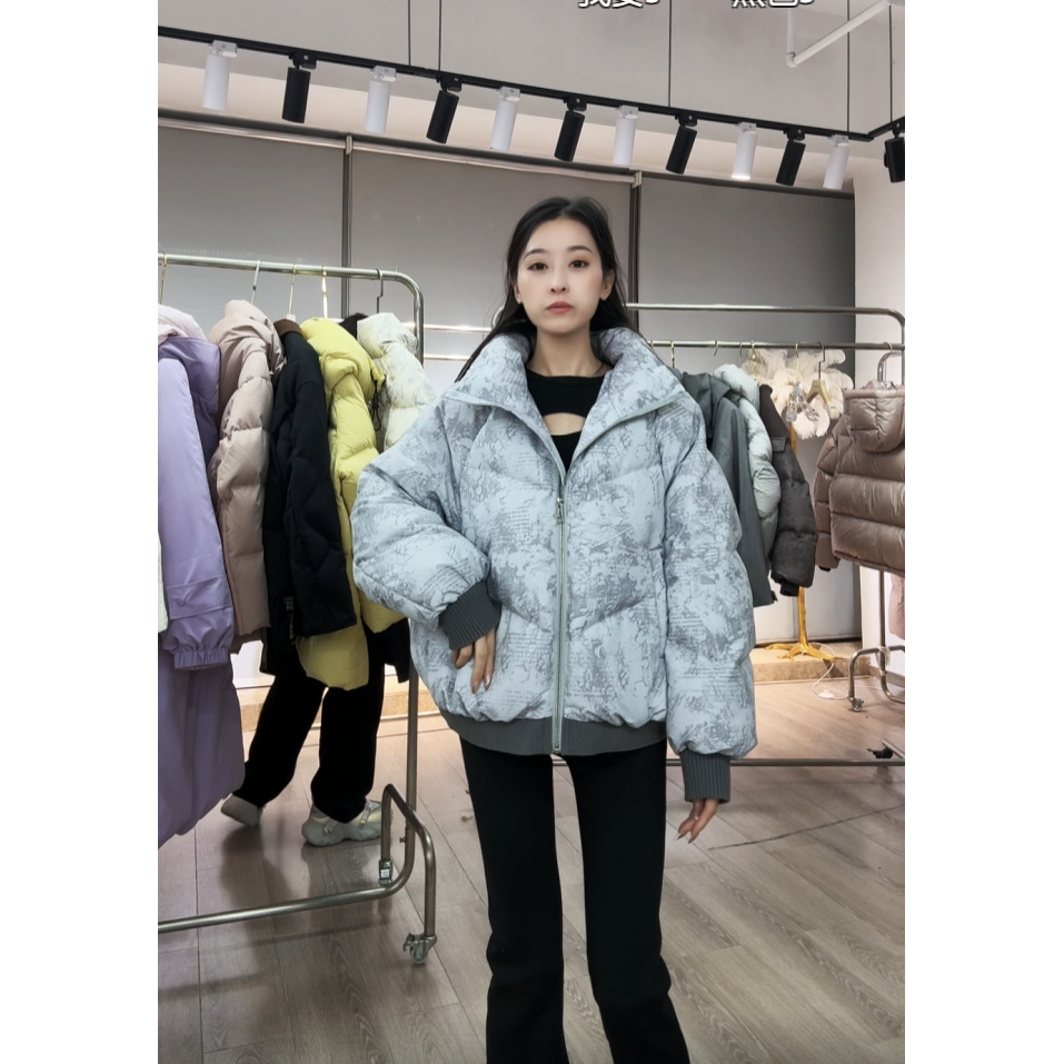 1203芬达57  号 bu退换价格499  衣长