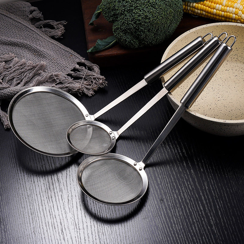 304不锈钢圆柄漏勺油隔勺网漏打沫勺家用隔油渣面粉网筛豆浆油勺,厨房/烹饪用具,漏勺/滤网勺,淘宝优惠券,粉丝福利购,淘宝优惠卷