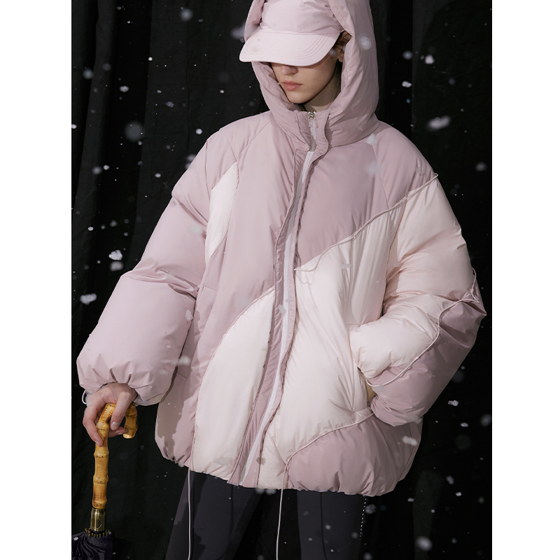 半圆女装[运动]2024冬季新款连帽颜色拼色羽绒服女弯曲拉链小众