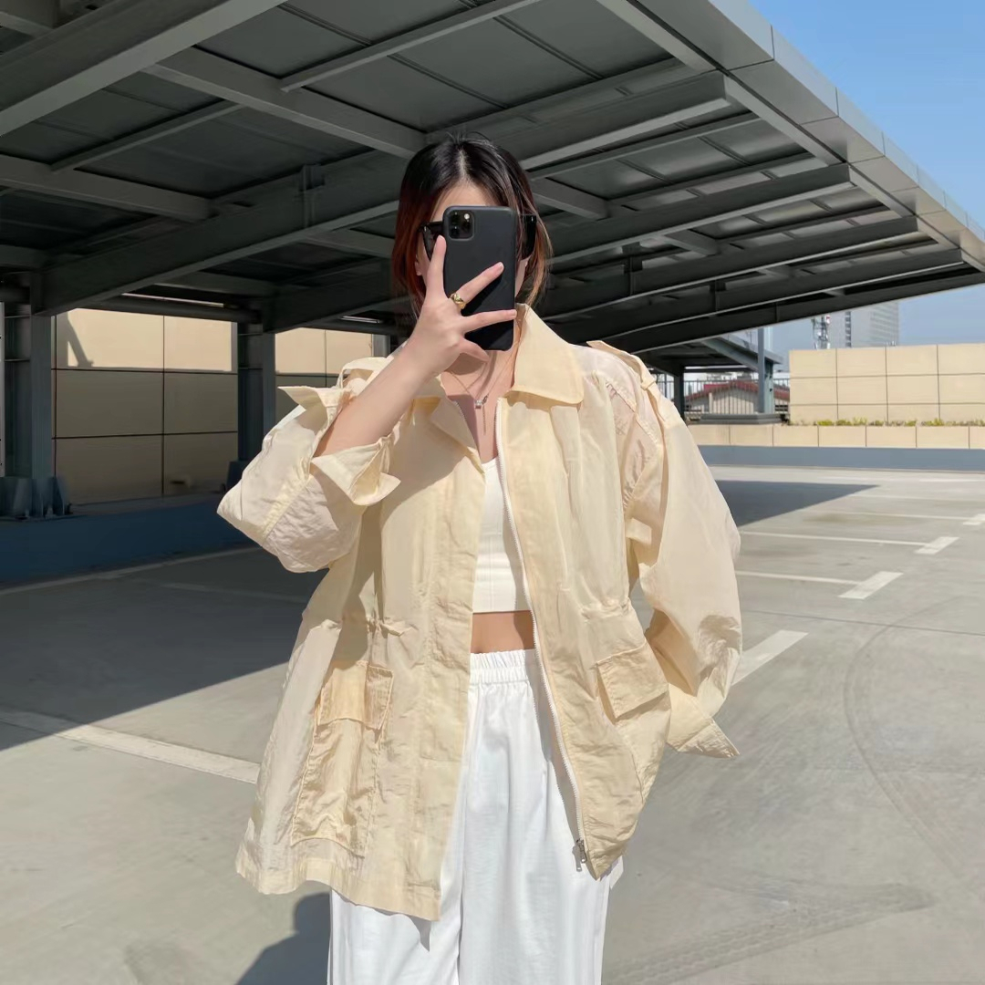 抽绳腰大口袋薄风衣防晒衣