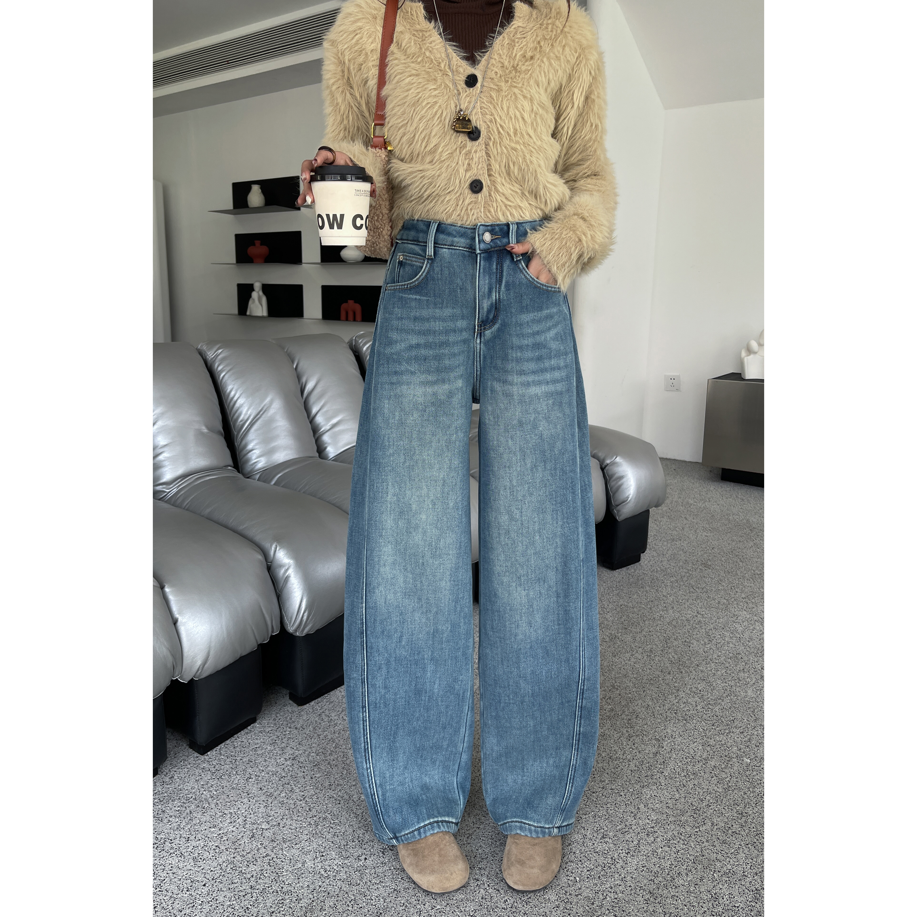 弹力大长腿加绒牛仔弯刀裤