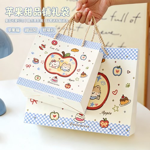 清新蓝格纹可爱猫咪礼袋 少女心苹果图案手提袋 儿童节生日礼品袋