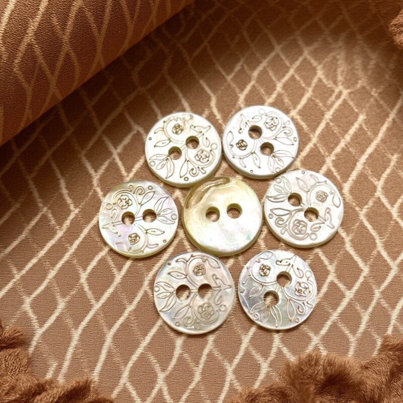 黄玫瑰白蝶贝激光扣纯天然贝壳衬衫纽扣独家定制10颗11.5nm