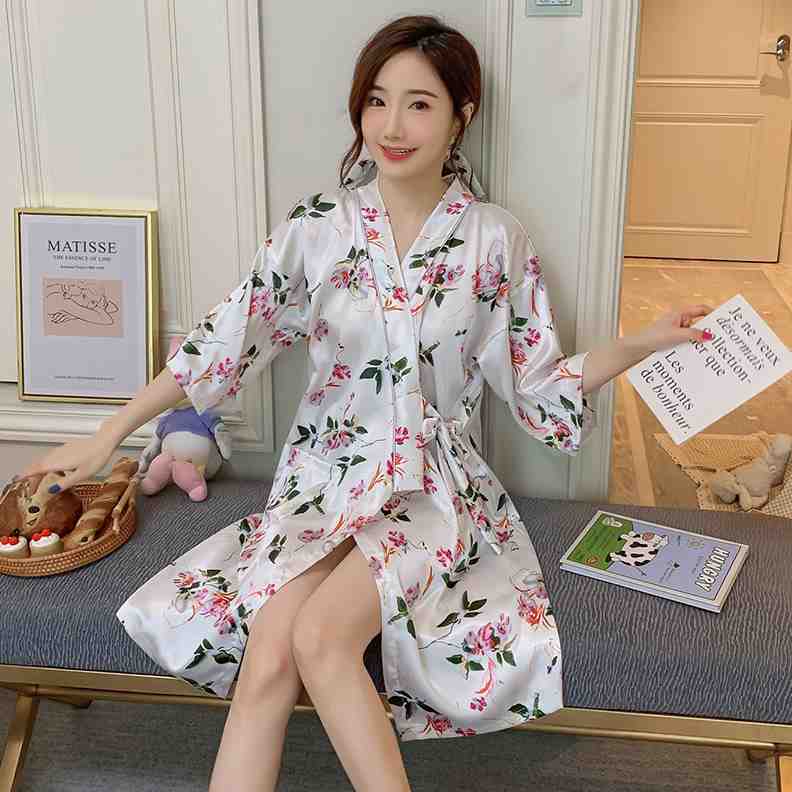 睡袍女夏季冰丝薄款可爱性感睡衣女士2021年新款真丝夏天宽松睡裙
