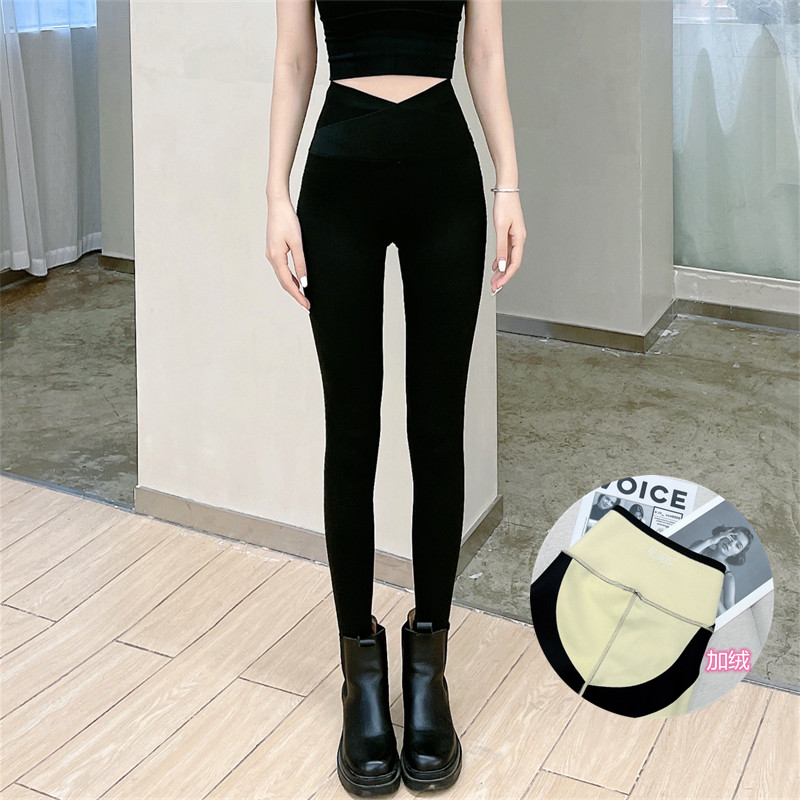 卡卡女装官方旗舰正品瑜