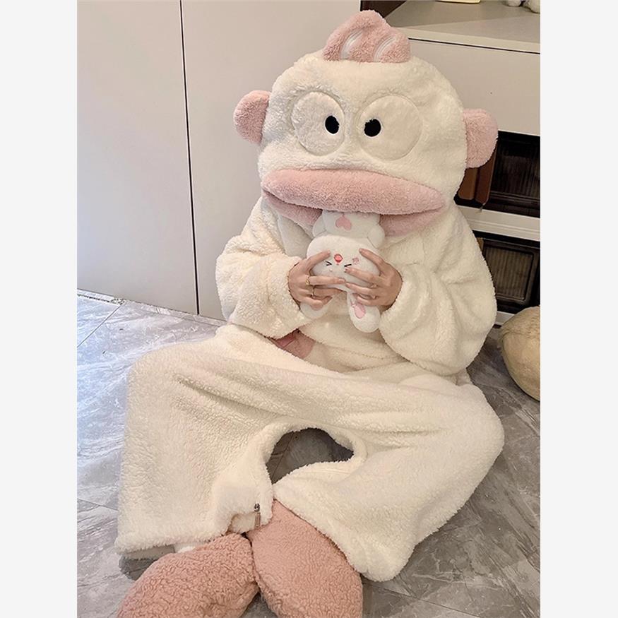 丑鱼连体睡衣连体睡衣女秋冬季珊瑚绒加绒加厚保暖可外穿可爱搞怪