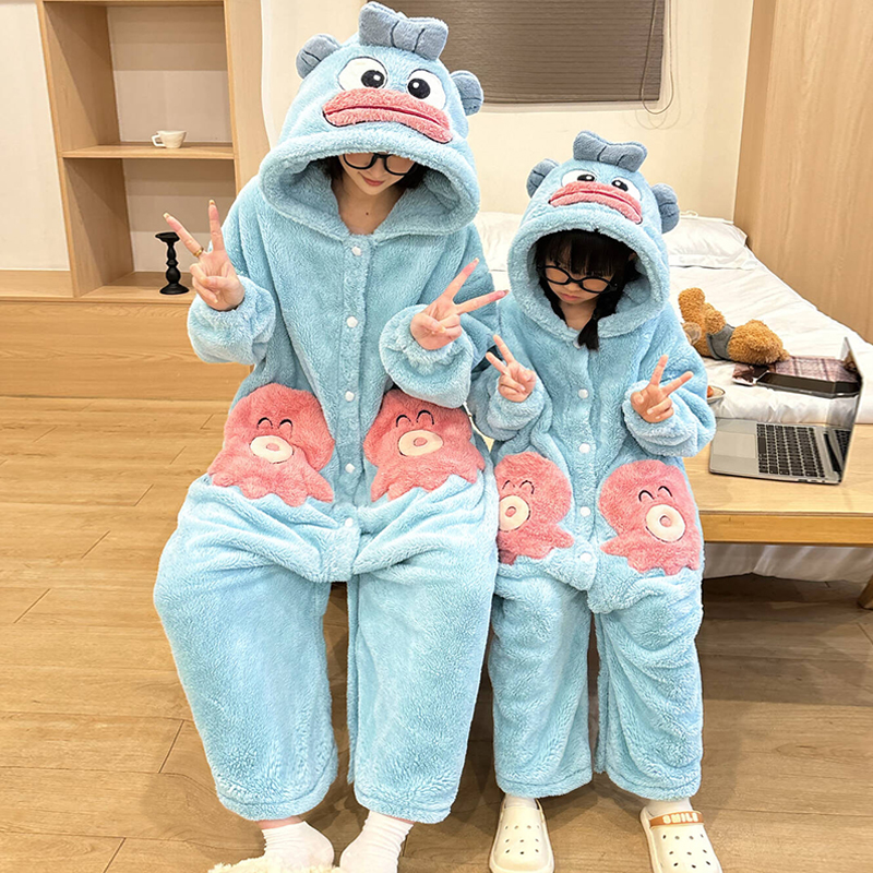 丑鱼睡衣儿童连体秋冬季女孩2025超火珊瑚绒加厚搞怪亲子装母女款