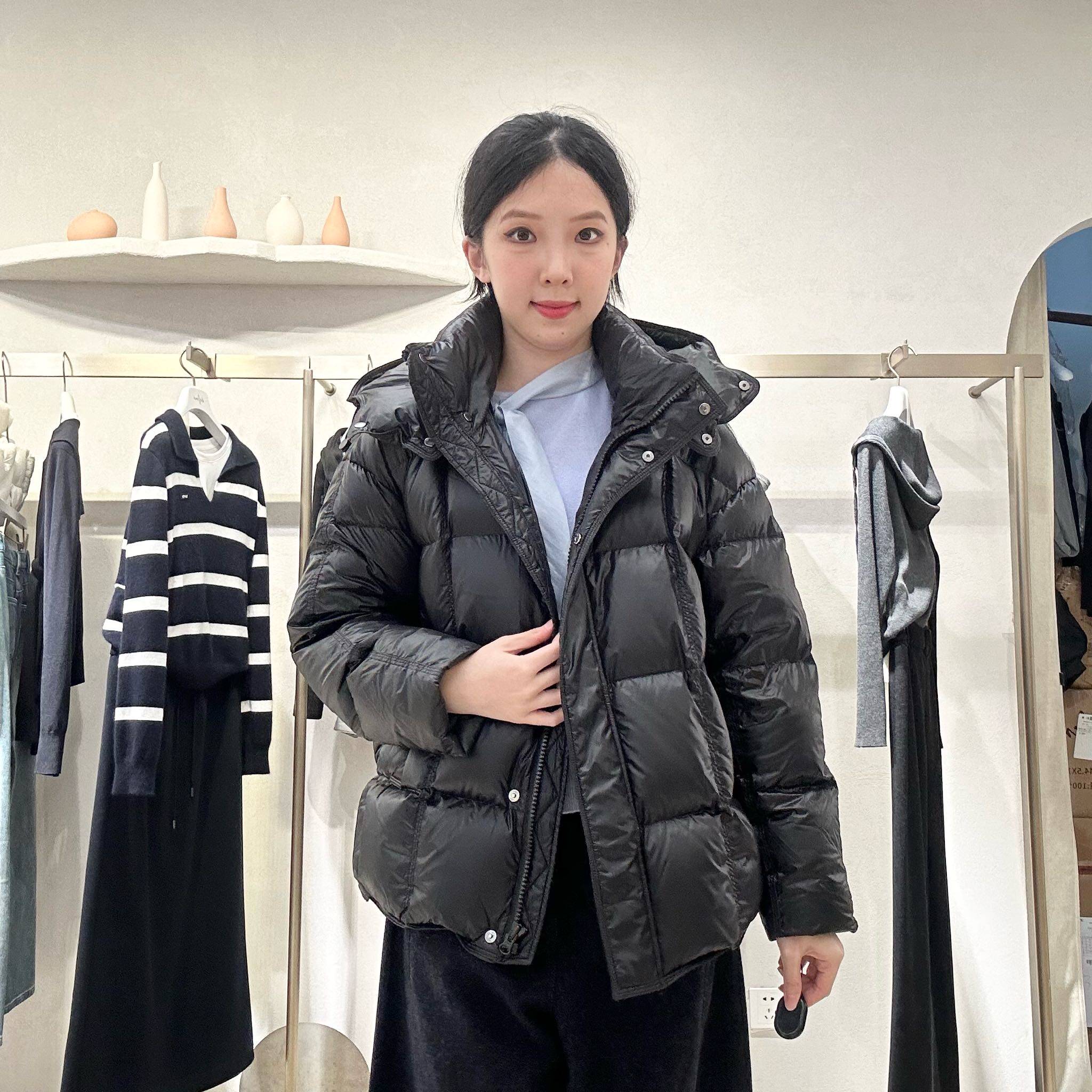 伊芙丽女士简约时尚羽绒服1GB180381