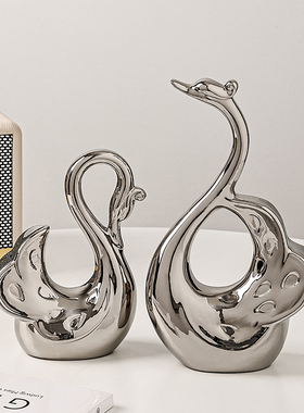 情侣天鹅一对创意工艺品家居客厅酒柜子装饰品摆件电视柜玄关轻奢