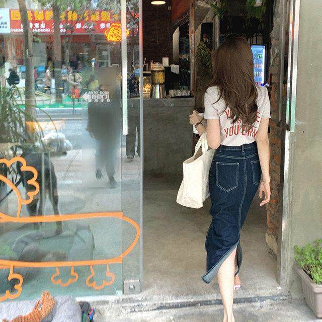 深蓝色牛仔半身裙女春秋