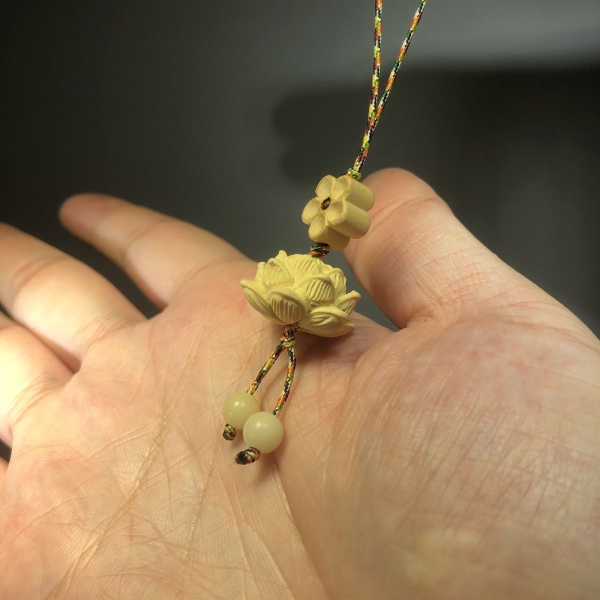 莲花楼周边桃木书包挂件钥匙链挂件莲花钥匙扣生日礼物情侣高级感