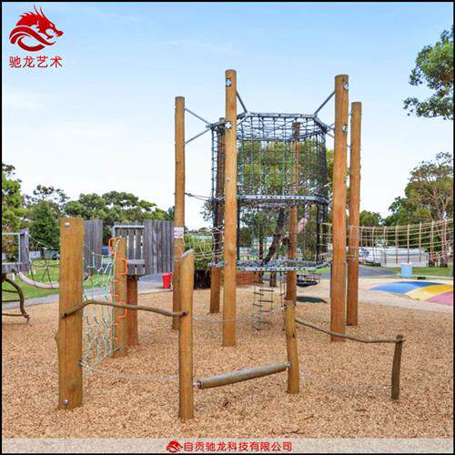 室外防腐木造型景观木屋定制无动力乐园原木游乐设备木艺造型装置