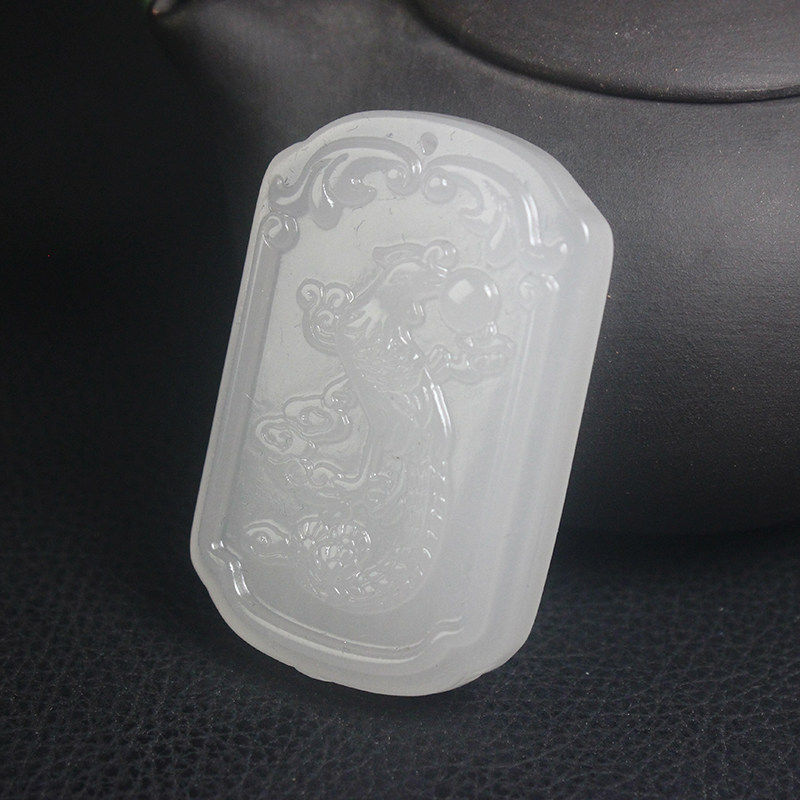 正品桂林鸡血玉白色贵妃料凤牌吊坠龙凤牌挂件项链天然玉石带证书