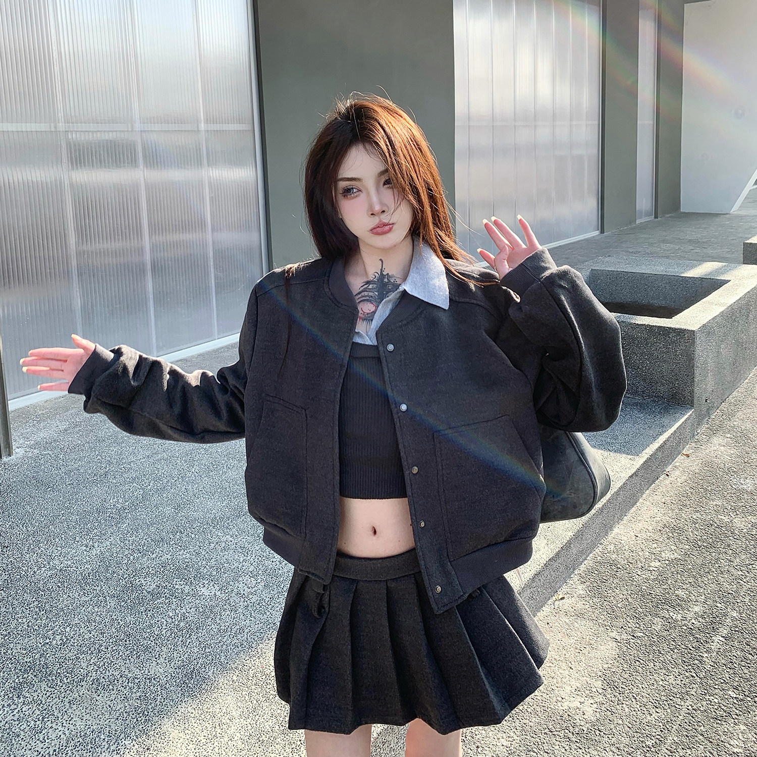TL 灰色毛呢休闲设计感国风高级感棒球服 百褶短裙套装