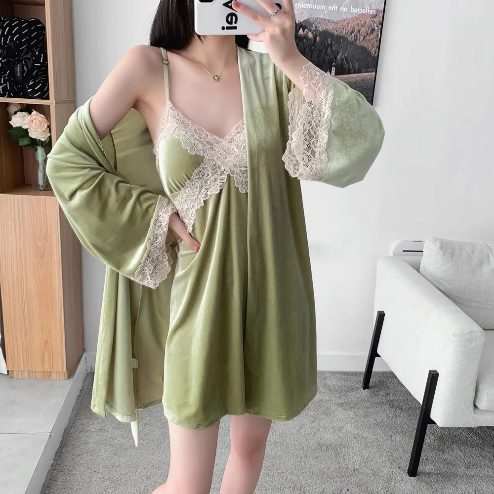 带胸垫睡衣金丝绒性感蕾丝家居服