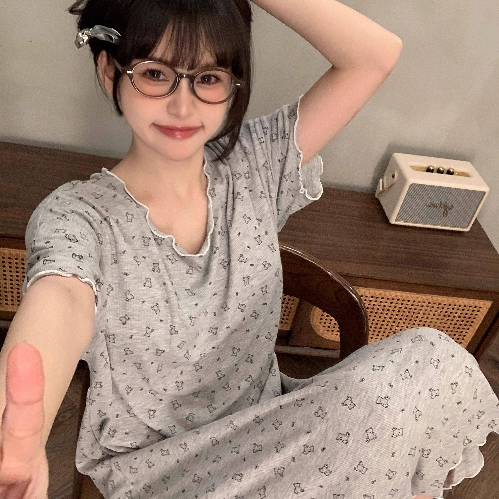 灰色卡通小熊睡衣女夏季薄款ins风带胸垫短袖睡裙女家居服可外穿,女士内衣/男士内衣/家居服,睡衣/家居服套装,淘宝优惠券,粉丝福利购,淘宝优惠卷