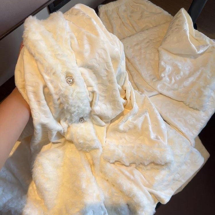 秋冬海岛绒加厚保暖女睡衣套装
