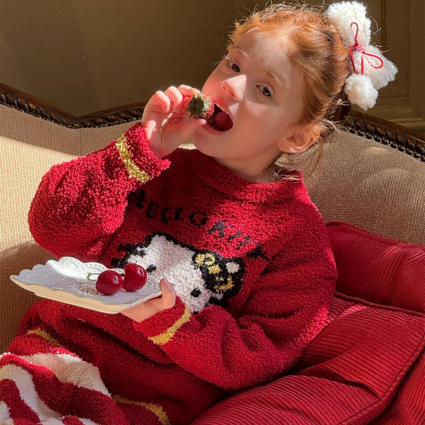 尖子蛋韩系童装2025秋冬季女童圣诞新年家居服红色半边绒睡衣套装
