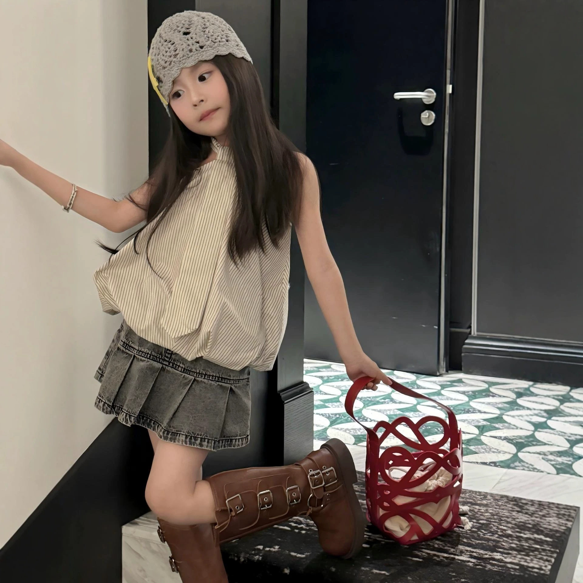 女童套装26夏新款美式洋气条纹挂脖小衫织里童装牛仔百褶裙潮