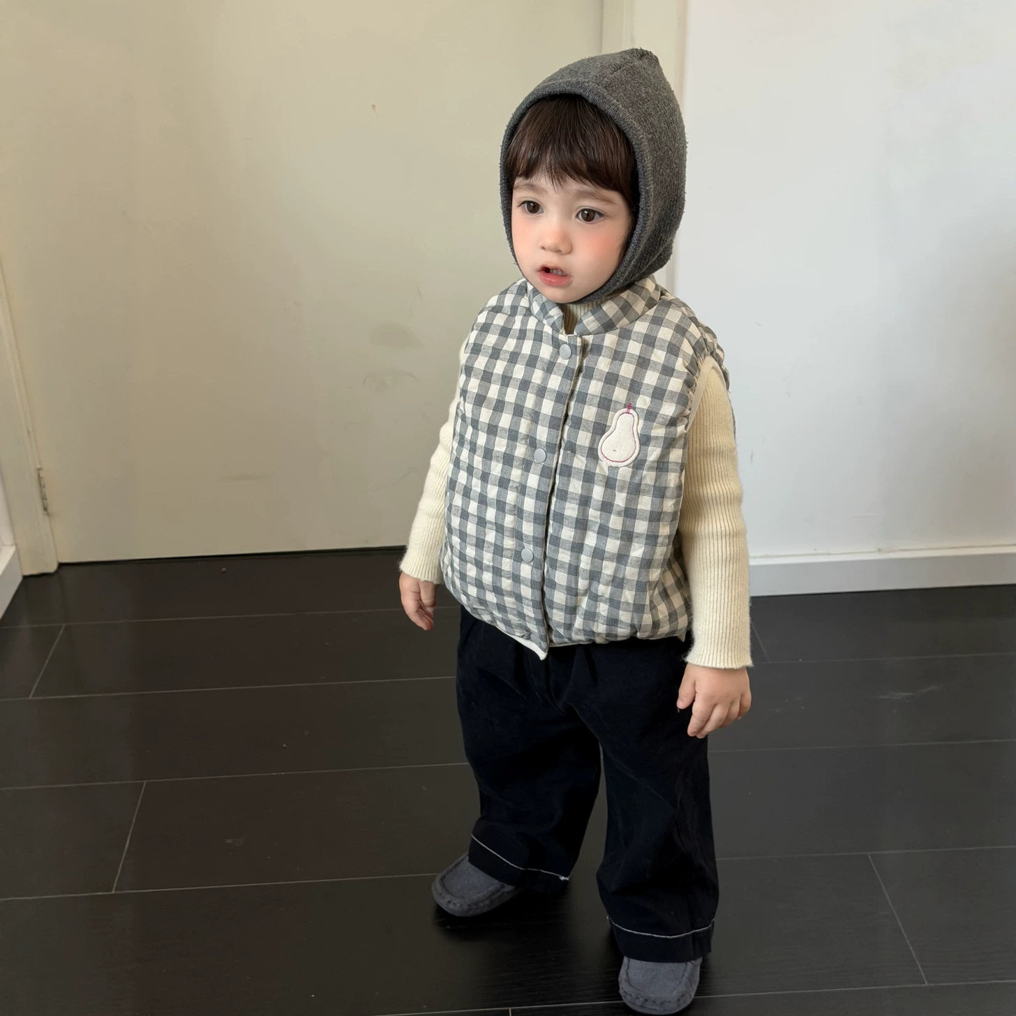 宝宝秋冬款衣服2026新款冬季衣服童装女童棉衣外套加绒牛仔裤套装