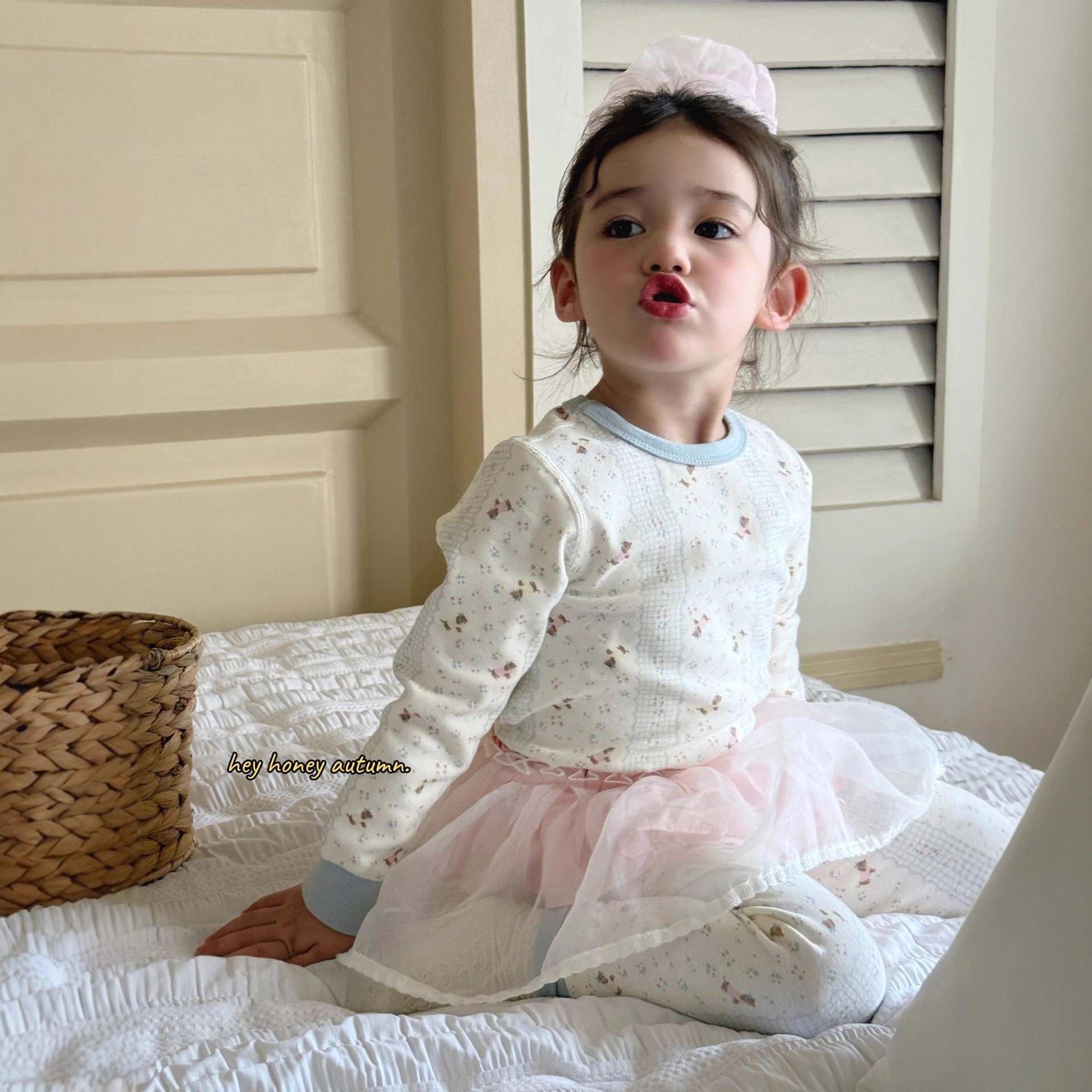 大小卷 嘿甜心 秋冬季300g舒绒棉女童秋衣碎花家居服睡衣套装现货