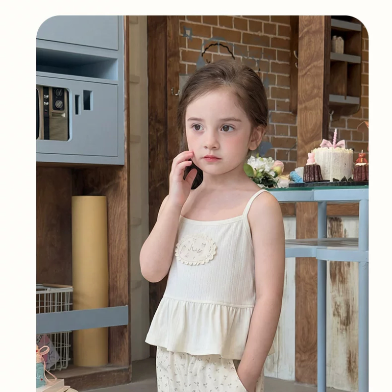 大小卷 2026夏季新款女童吊带打底衫儿童A类清凉舒适花边背心上衣