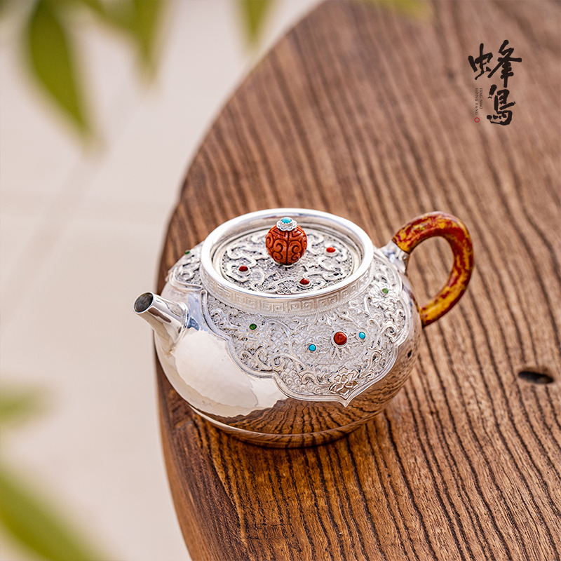 非遗纯手工錾刻镶嵌花丝茶壶