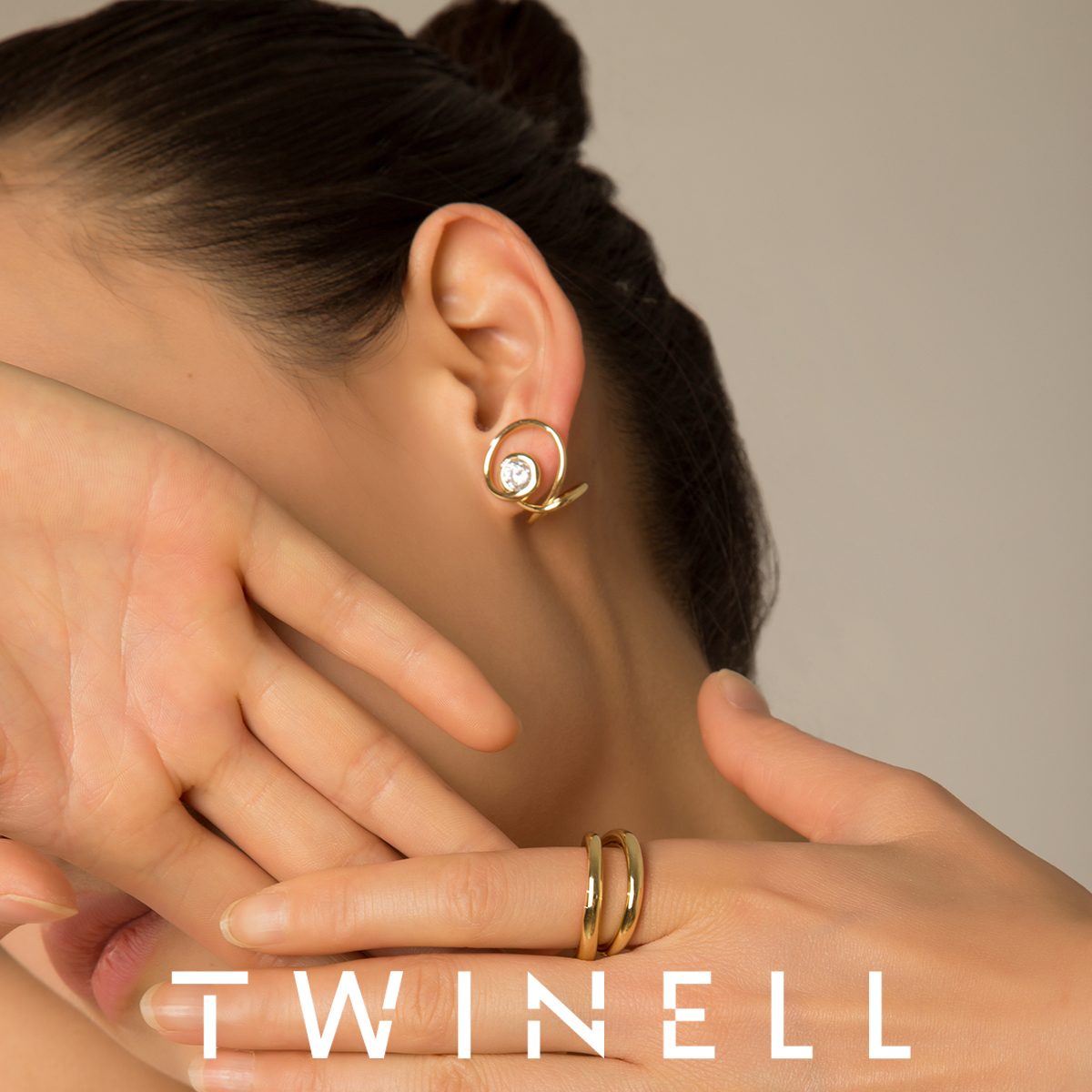 Twinell锆石设计感耳钉女