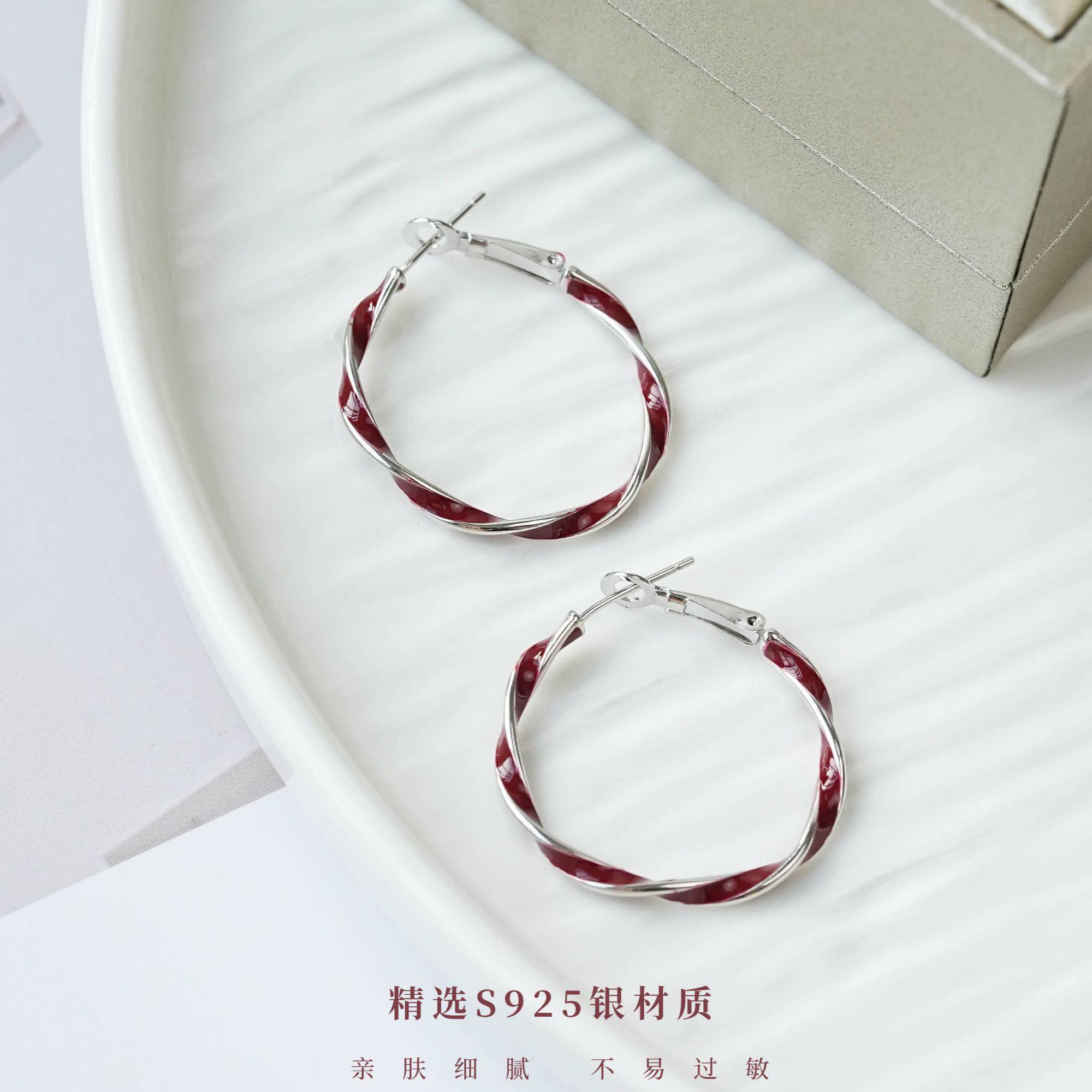 红色扭纹大圈圈新年耳环莫比乌斯欧美气质耳圈轻奢高级感爆款耳饰,饰品/流行首饰/时尚饰品新,银饰耳饰,淘宝优惠券,粉丝福利购,淘宝优惠卷