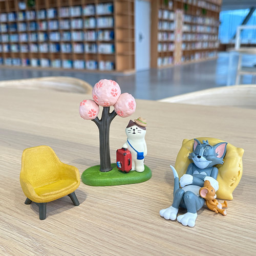 日系樱花树猫和老鼠汽车中控台车载摆件汤姆杰瑞可爱桌面装饰品