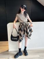 2026 New Girls' summer Clothing Set, children's Korean-style T-shirt, short-sleeved, stylish Korean-style skirt, cool and trendy children's T-shirt thumbnail 2