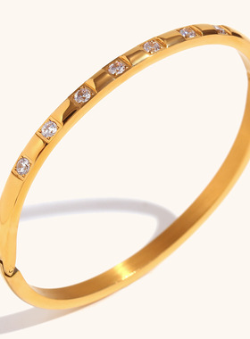 欧美跨境热卖锆石卡扣手镯饰品不锈钢镀18K金色简约轻奢手环首饰