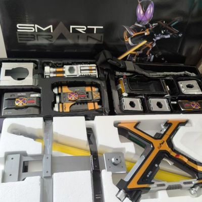 第十批万泰国产假面骑士csm凯撒腰带豪华版光剑脚踢拳套腰带红外