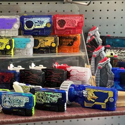 国产01密钥假面骑士金属零一联动套装闪耀蝗虫握把日语台词联动