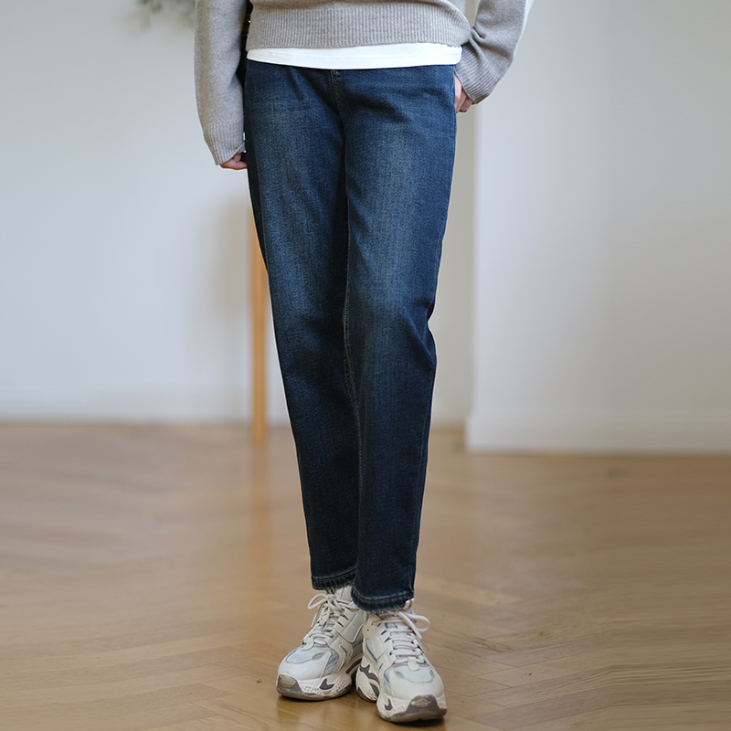 那禾新品加厚加绒直筒烟管裤水洗牛仔裤女ND44KZ6788