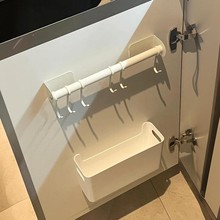 橱柜门内侧收纳挂篮免打孔家用分层保鲜膜袋盒厨房门后挂钩置物架