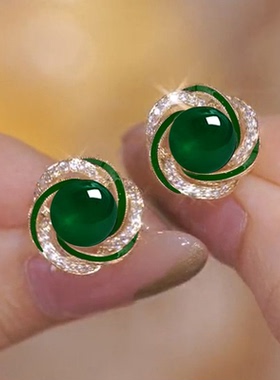 合金耳饰 合金耳饰 春夏新款绿色猫猫石耳钉精致小巧耳饰高级优雅