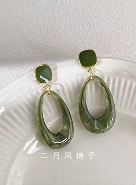 花迹绿色复古独特耳钉女2025新款爆款夸张耳坠新中式树脂气质耳饰