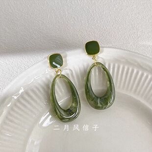花迹绿色复古独特耳钉女2025新款爆款夸张耳坠新中式树脂气质耳饰