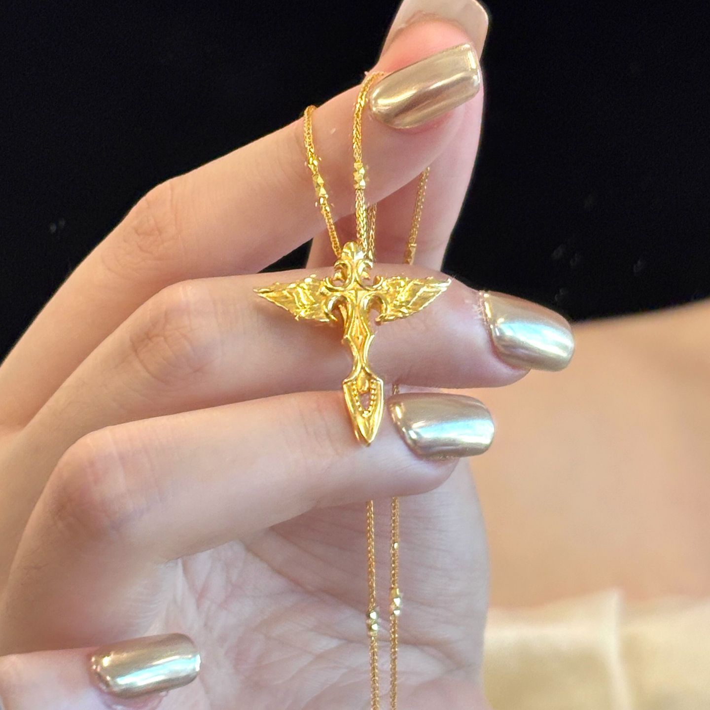 【权杖飞马】2025新款双翼骏马吊坠金色项链生肖马年配饰毛衣链