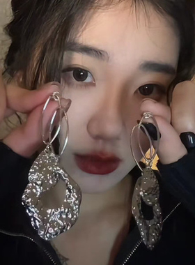 欧美夸张不规则褶皱金属耳环夸张个性冷淡风复古2025新款耳钉耳饰